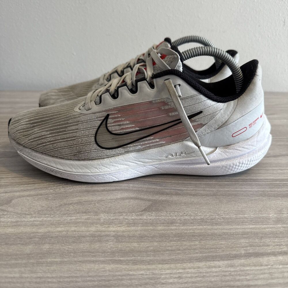 Nike‎ Air Winflo 9 Mens Size 8.5 Gray Black Red Running Training Shoes Sneakers